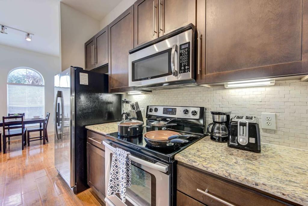Cozy Apt Nrg Pool,Wi-Fi, Free Parking, Petsok! Хьюстон Экстерьер фото